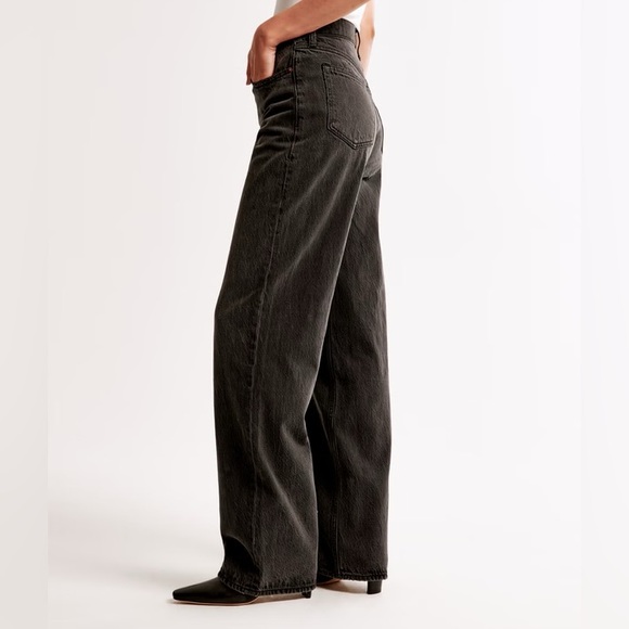 Abercrombie and Fitch High Rise Loose Jean size 26 extra tall - Picture 2 of 8